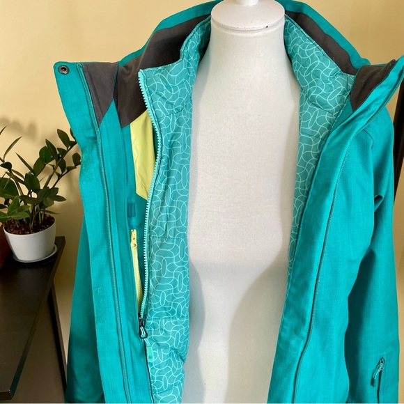 Mountain Hardwear 3-in-1 Snow Jacket - Picture 2 of 10